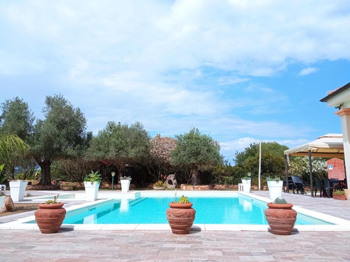 Hotel Baja Azzurra Bari Sardo Exterior foto